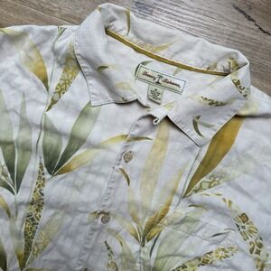 Tommy Bahama Shirt Men Medium Cream Silk Bamboo Leaf Hawaiian Camp Tiki‎ Beach